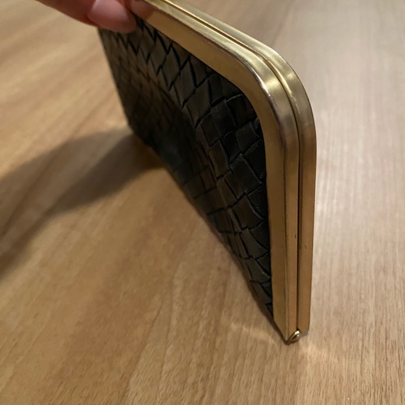 Leather clutch - Picture 3 of 3